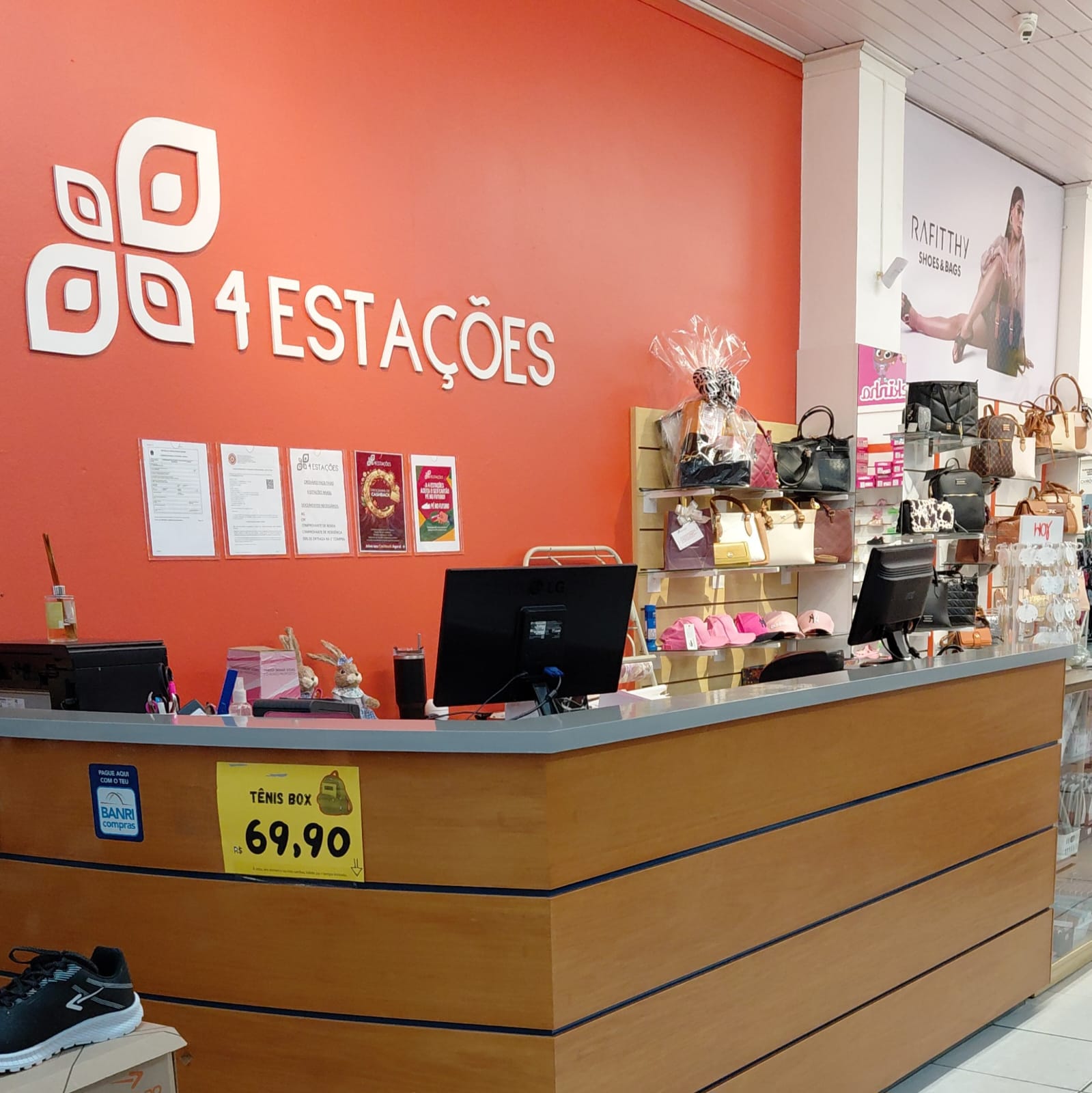 Fachada da loja 4 Estações Brasil